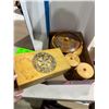 Image 1 : Would Containers