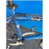 Image 3 : KONA Bike needs TLC