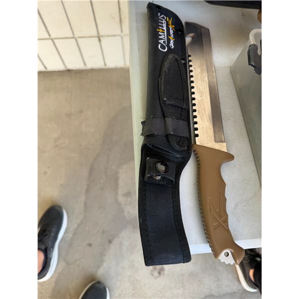 CAMILLUS titanium bonded, carnivore knife