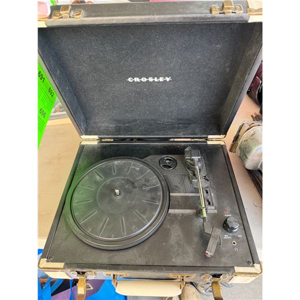 CROSLEY record  player portable