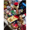 Image 2 : Christmas decor