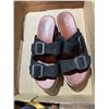 Image 1 : Sandals size 8