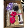 Image 1 : Handcuffs and other items