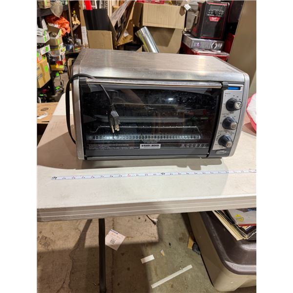 Black & Decker toaster oven