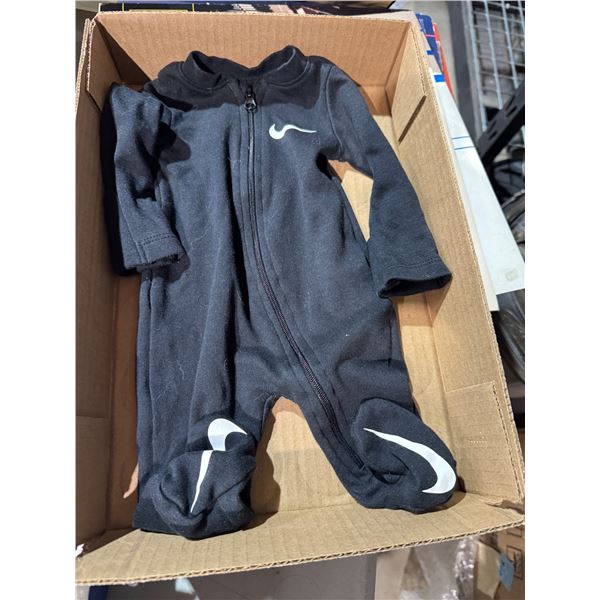 Nike onesie size newborn