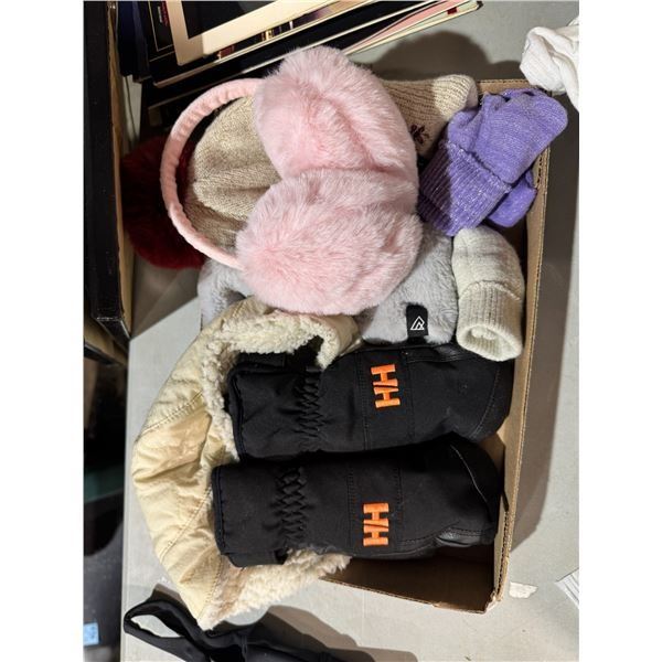 Mitts, ear warmers, toques, etc.