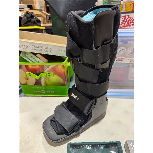 Form fit medical boot