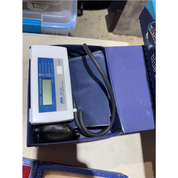 Blood pressure monitor