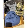 Image 1 : Hats