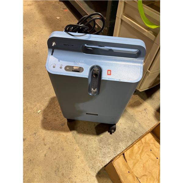 Ever flow oxygen machine