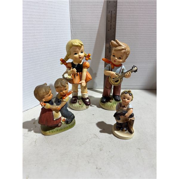 Japan figurines