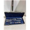 Image 1 : Community plate carving set