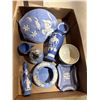 Image 1 : Collectible home decor,