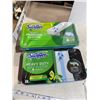 Image 1 : Swiffer wet cloths and mopping cloths