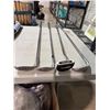 Image 2 : Golf clubs
