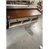 Image 2 : Entry bench