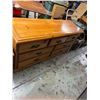 Image 1 : Dresser