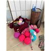 Image 1 : Yarn knitting needles