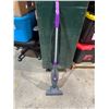 Image 1 : BissellStick vacuum