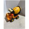 Image 2 : Vintage from the 70s Fisher-Price cement truck
