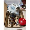 Image 1 : Miscellaneous home decor, serving items
