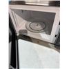 Image 2 : Danby microwave