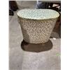 Image 1 : Vintage hamper