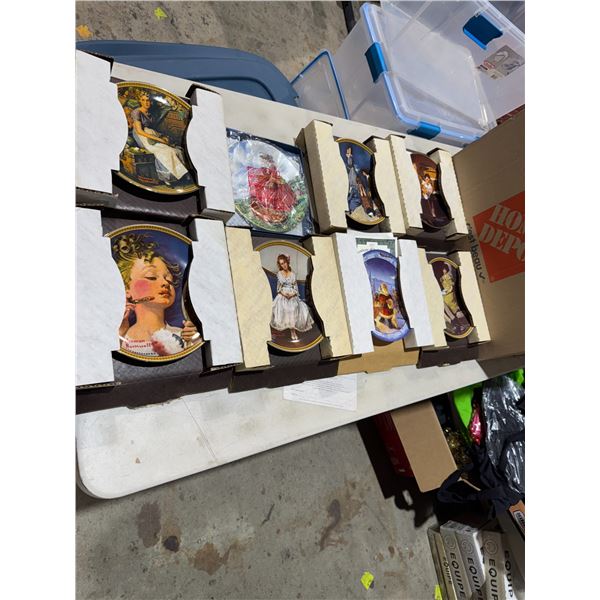 Large a lot of Collector plates