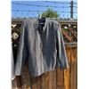 Image 1 : Jacket size not shown