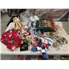 Image 1 : Christmas decor