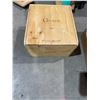Image 1 : OCULUS 2005 Mission Hill wine box