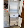 Image 2 : Cabinet pantry