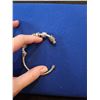 Image 2 : magnetic closing bracelet