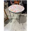 Image 1 : Accent table