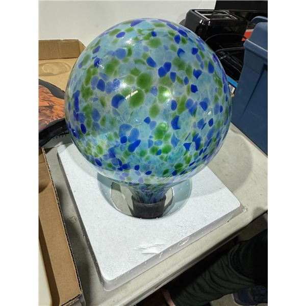 Glass decor