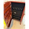 Image 2 : Mirrored jewelry dresser stand