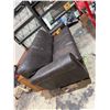 Image 1 : Couch
