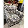 Image 1 : La-Z-Boy accent chair