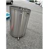 Image 1 : Stainless steel wine keg