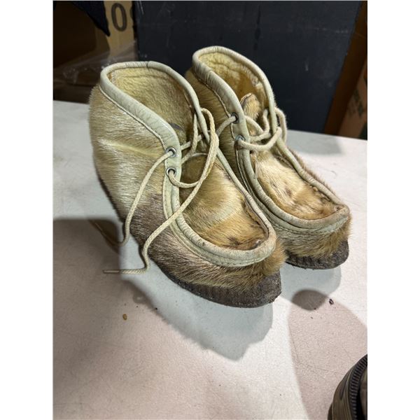 Fur footwear size not shown