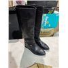 Image 1 : Boots size 6