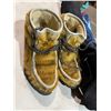 Image 1 : Made in Canada elk boots size 10