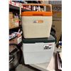Image 1 : Coleman coolers