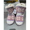 Image 1 : NWT 5–6 slippers
