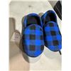 Image 1 : Child slippers size 11–12 and WT