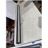 Image 1 : Large light bar