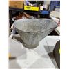 Image 1 : Coal bucket