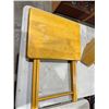 Image 1 : TV table