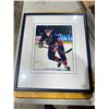 Image 1 : Wayne Gretzky signed Picture authenticity up to the buyer to verify before bidding