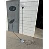 Image 1 : Lamp